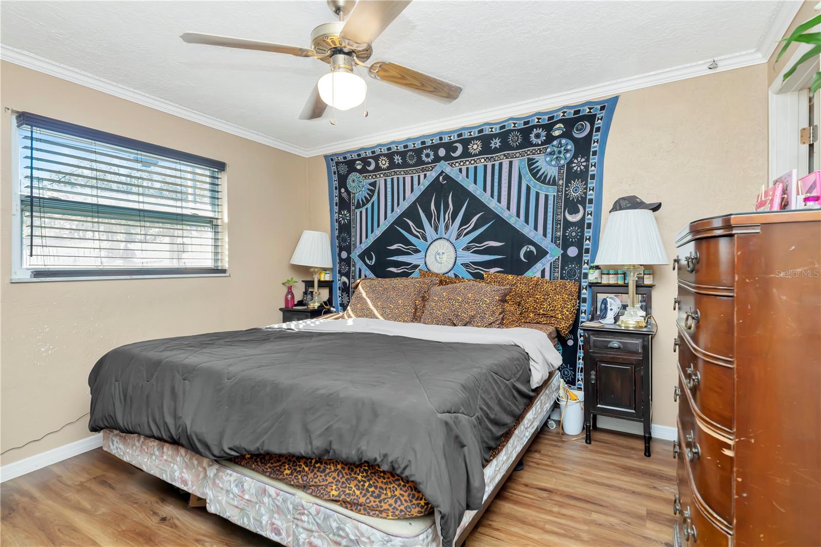 SHERWOOD GARDENS - Residential Income