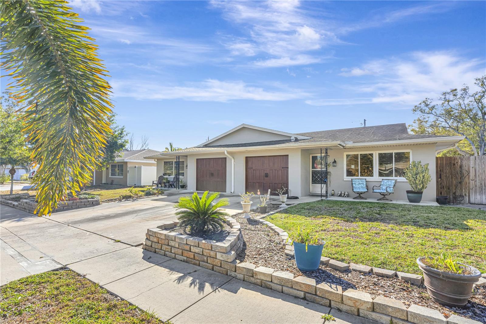 SHERWOOD GARDENS - Residential Income