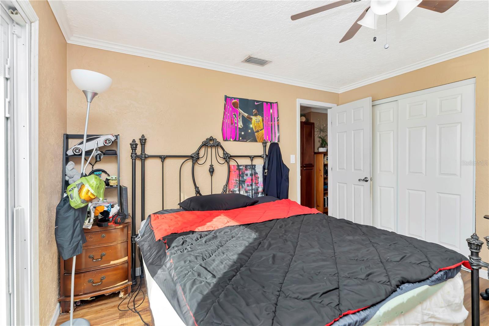 SHERWOOD GARDENS - Residential Income