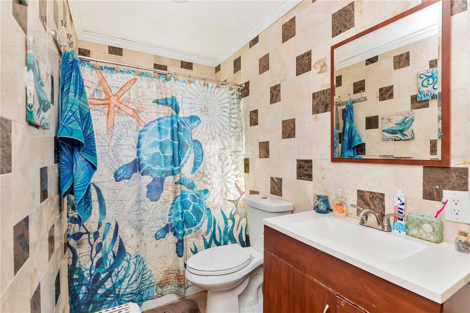 SHERWOOD GARDENS - Residential Income