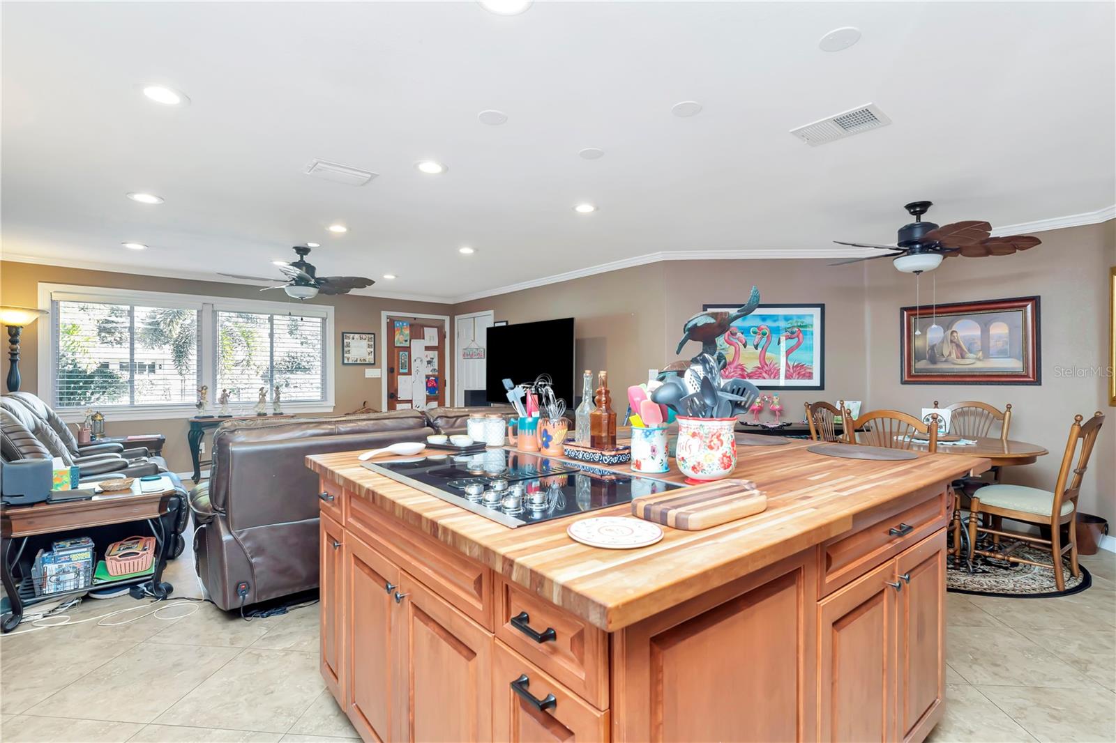 SHERWOOD GARDENS - Residential Income