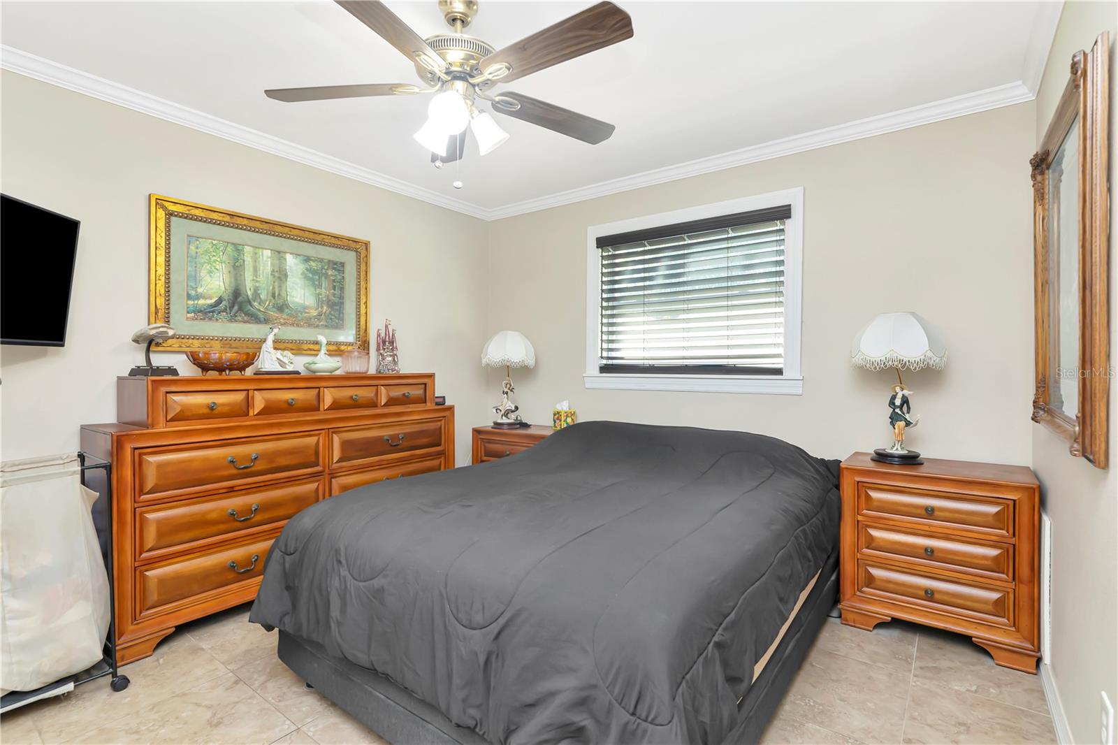 SHERWOOD GARDENS - Residential Income