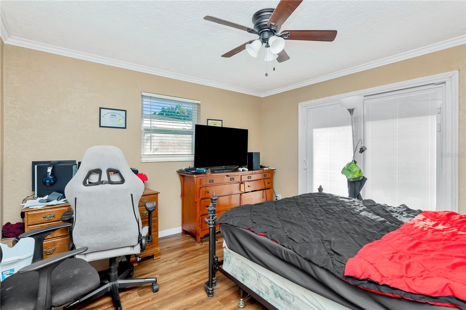 SHERWOOD GARDENS - Residential Income