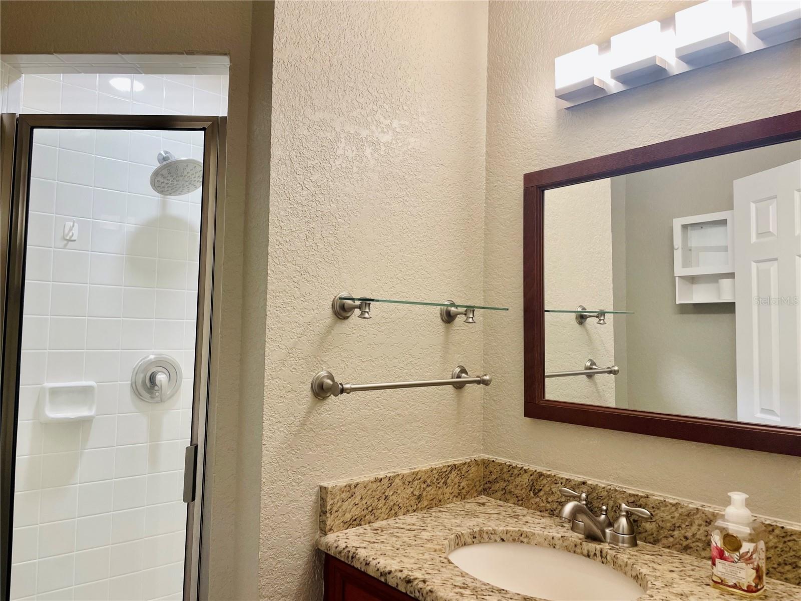 HAMPTONS OF HEATHROW 1 THE - Residential