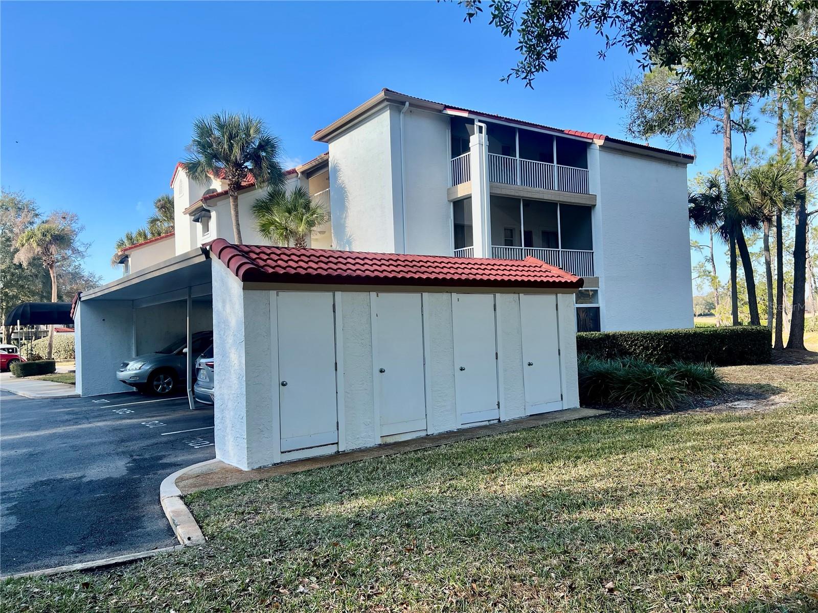 HAMPTONS OF HEATHROW 1 THE - Residential