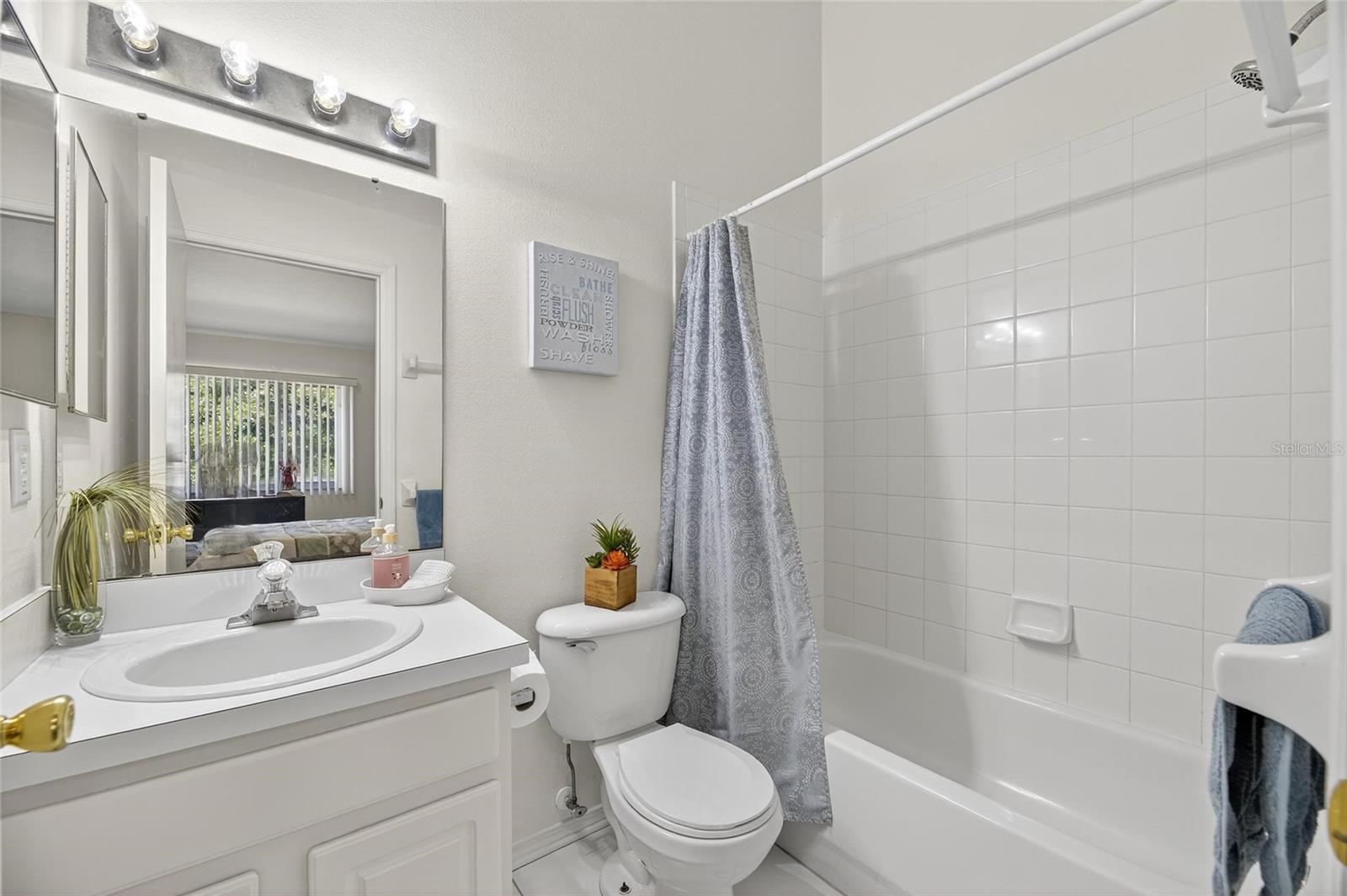 REGENCY KEY TWNHMS - Residential