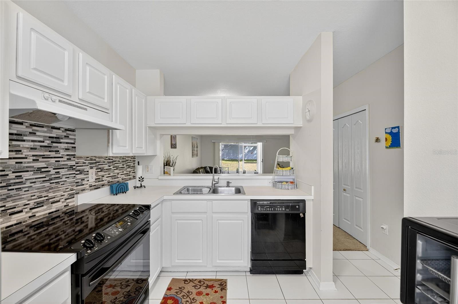 REGENCY KEY TWNHMS - Residential