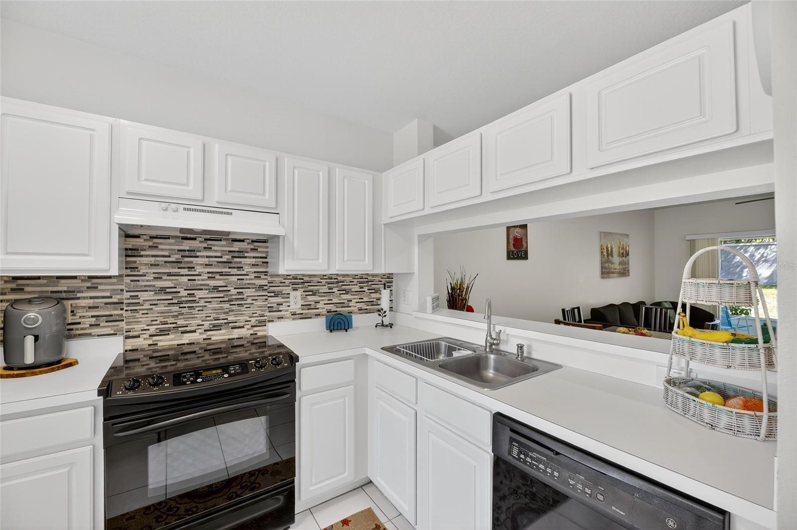 REGENCY KEY TWNHMS - Residential