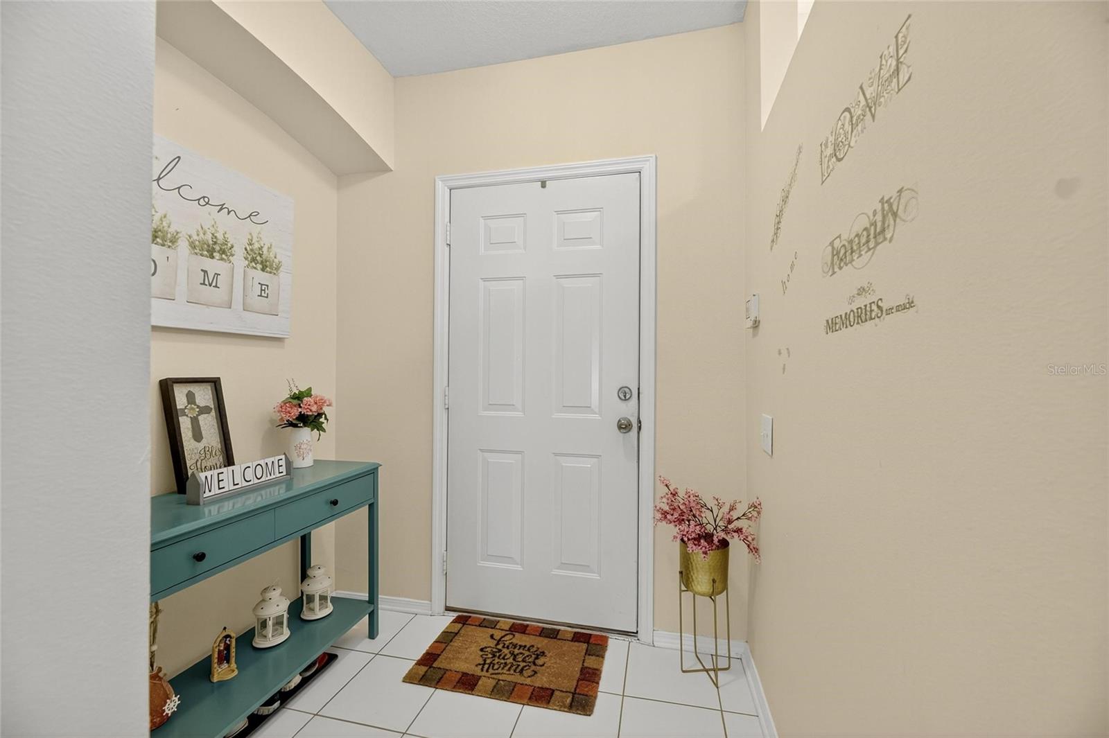 REGENCY KEY TWNHMS - Residential