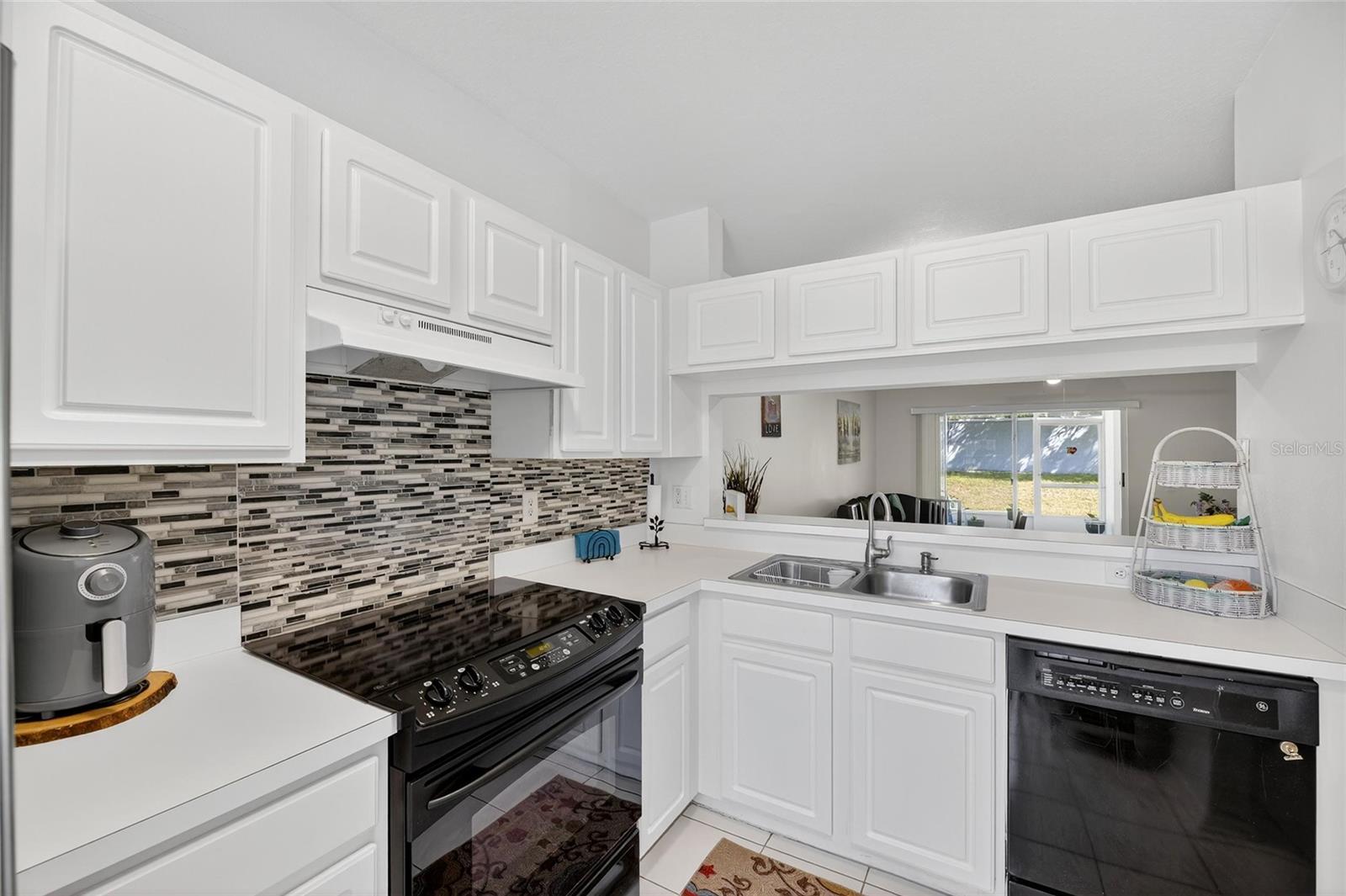 REGENCY KEY TWNHMS - Residential