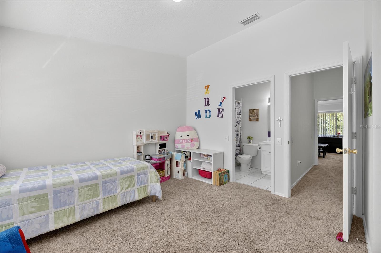 REGENCY KEY TWNHMS - Residential