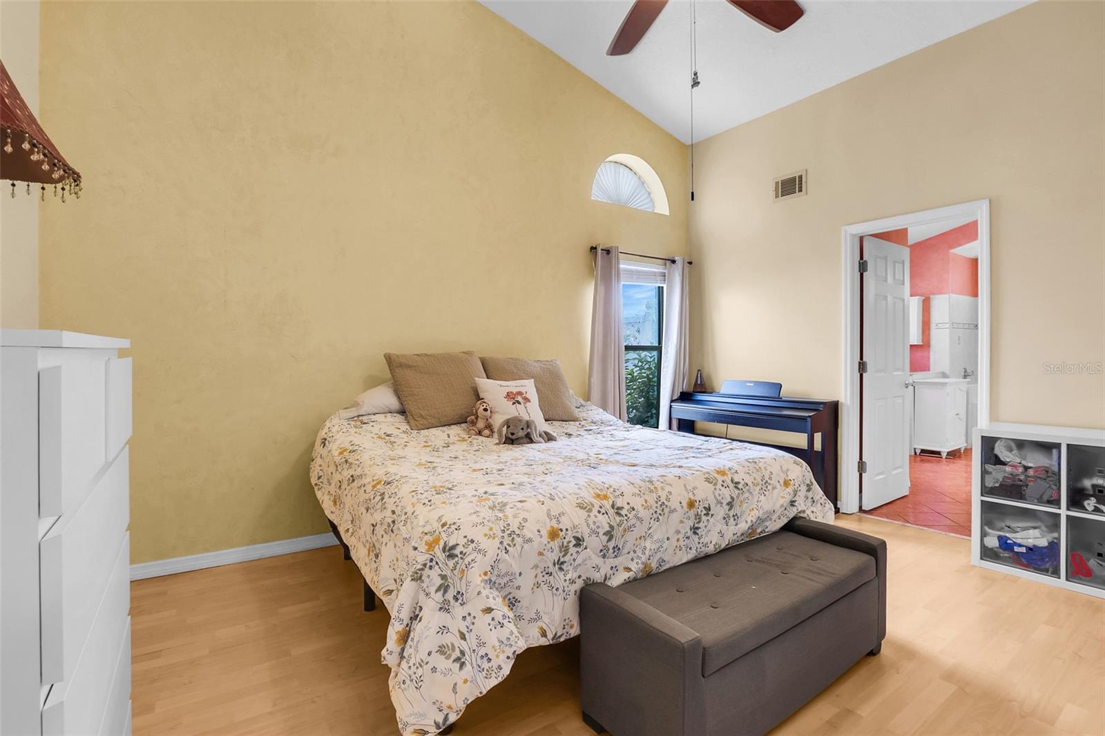 OAK HOLLOW PH 4 - Residential
