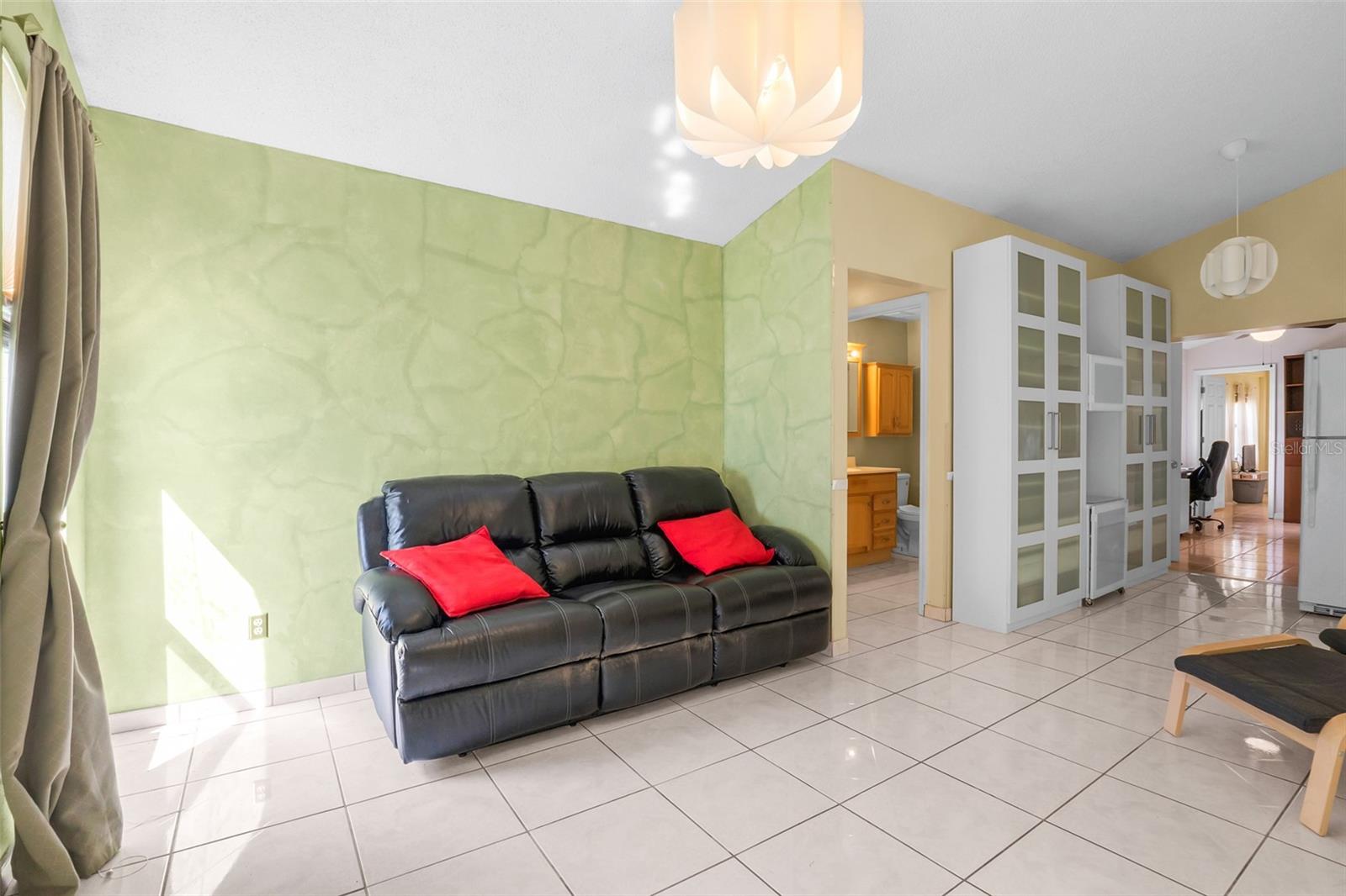 OAK HOLLOW PH 4 - Residential