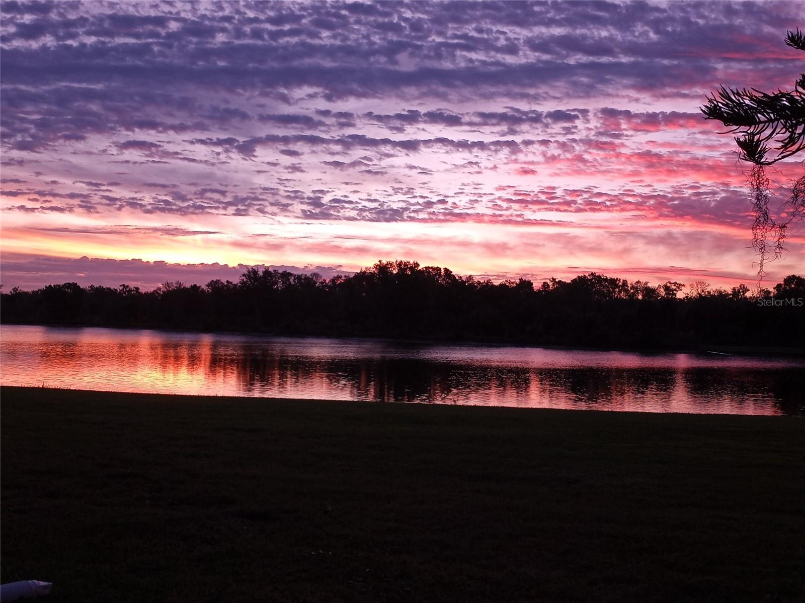 HERON LAKES - Residential