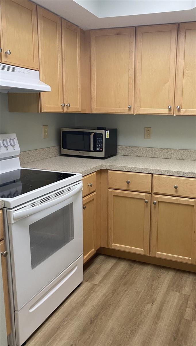 HERON LAKES - Residential