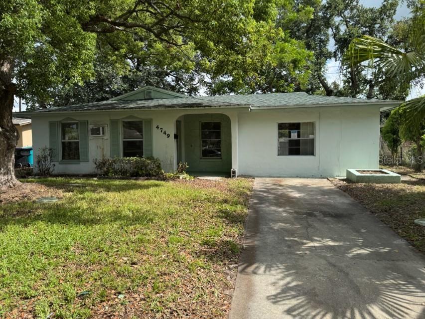 3 Bedroom, 1.5 bath home with lots of shared living space. Separate DR, LR, and a bonus room! Spacious backyard with mature trees that provide shade and front porch to boot! Make this one your own, Call today!