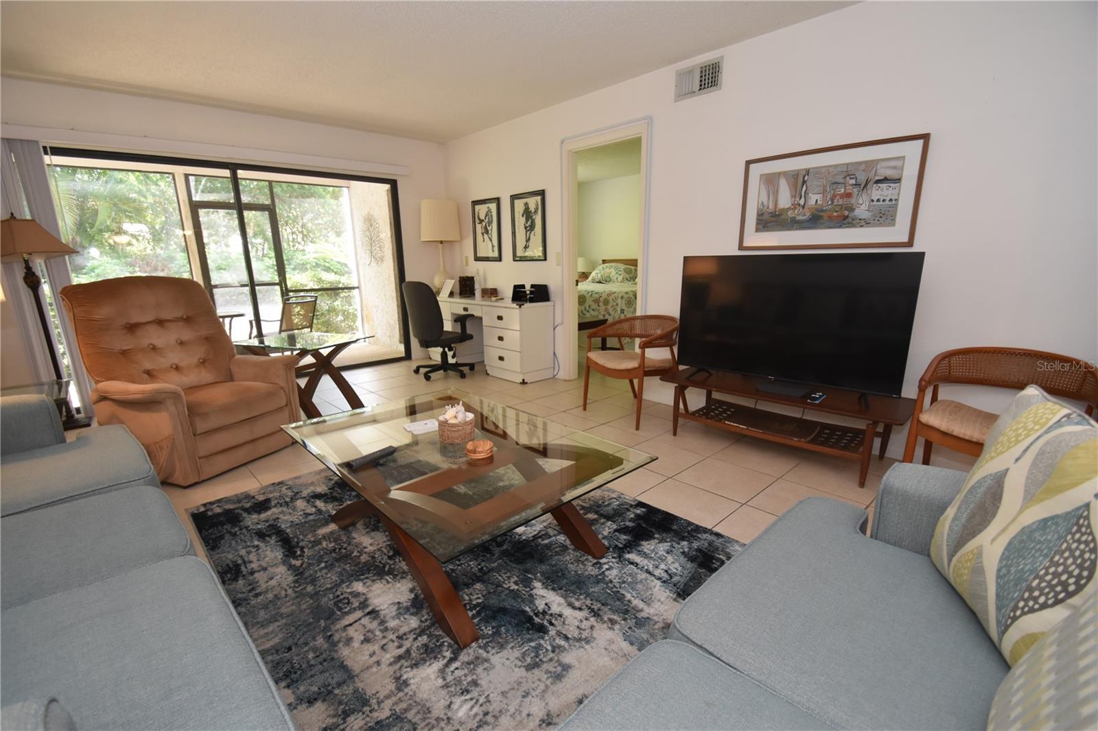 PELICAN COVE XI - Residential Lease