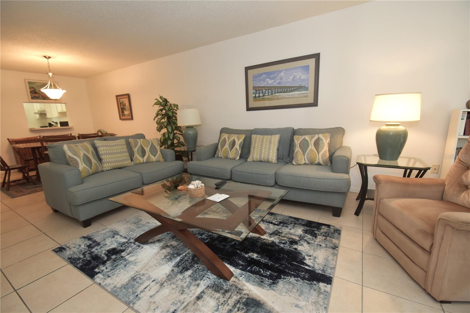 PELICAN COVE XI - Residential Lease