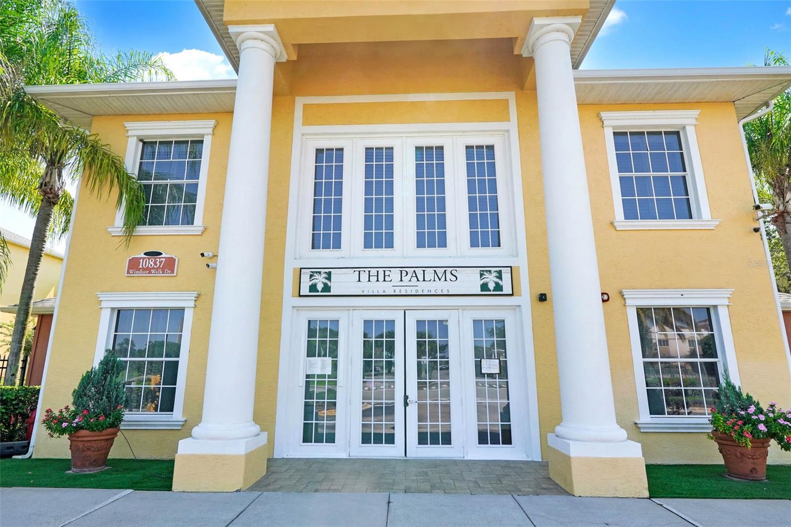 PALMS VILLA RESIDENCES - Residential Lease