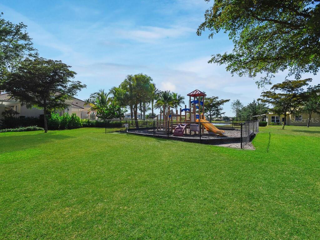 CORAL LKS-TRACT 3 REP - Residential