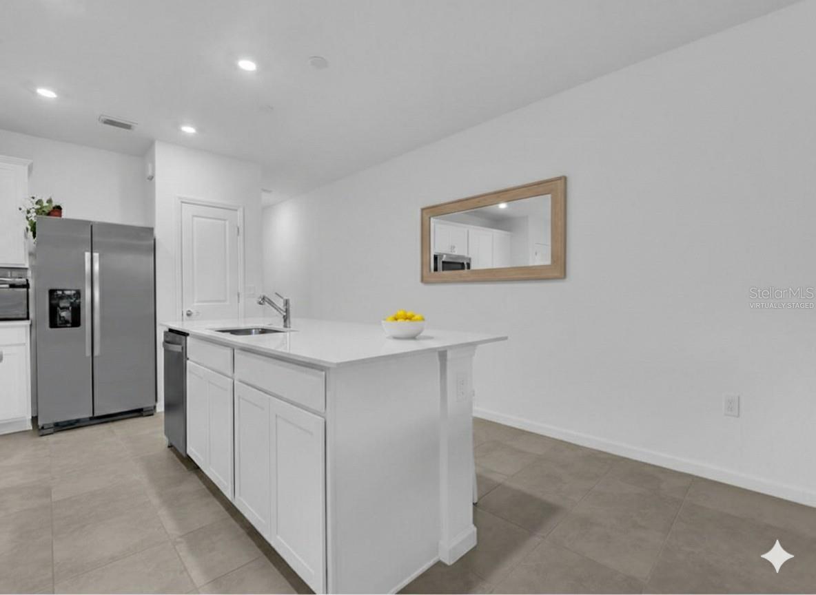 1477 WEEPING WILLOW COURT