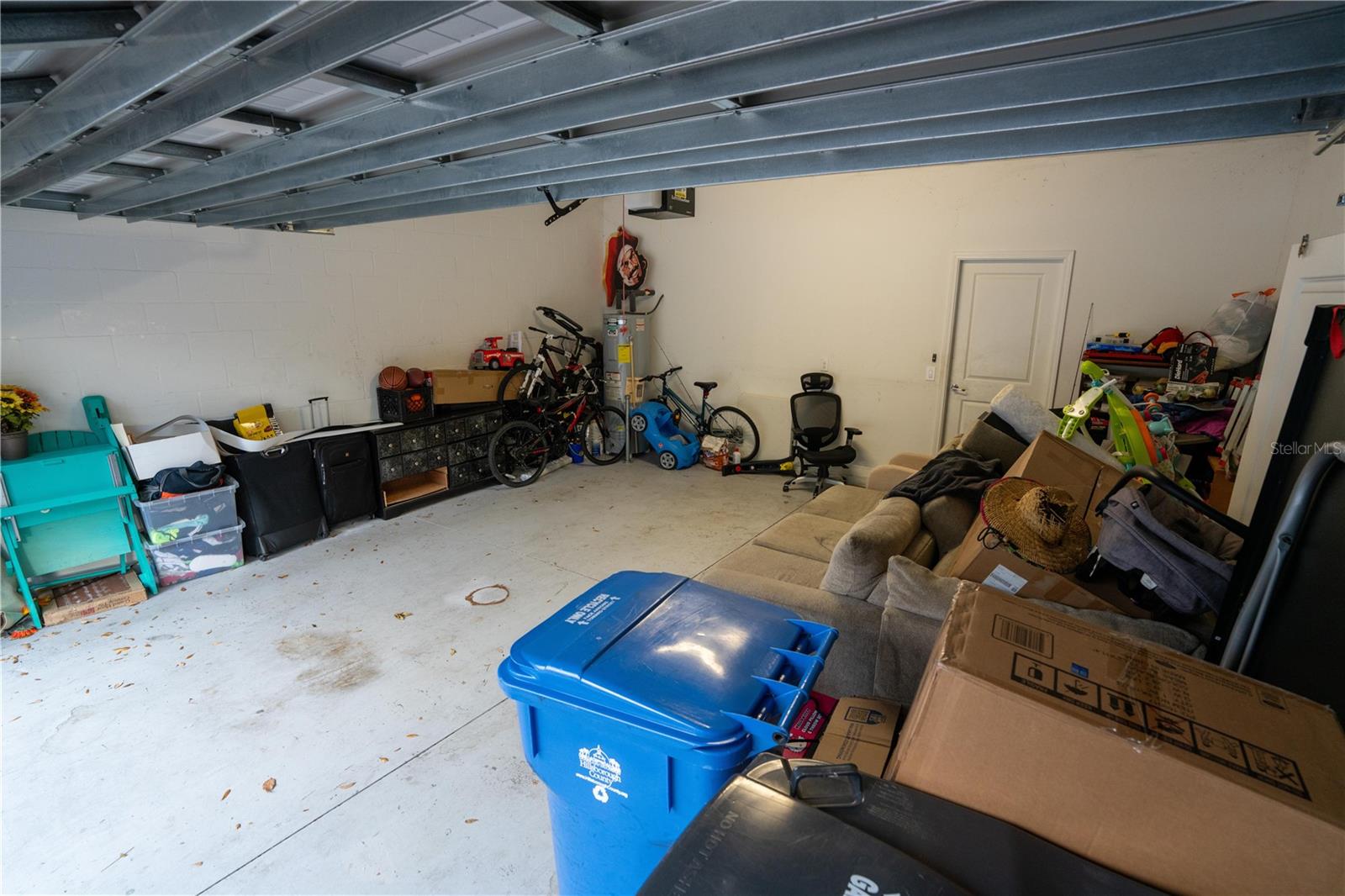 HIDDEN OAKS TWNHMS - Residential