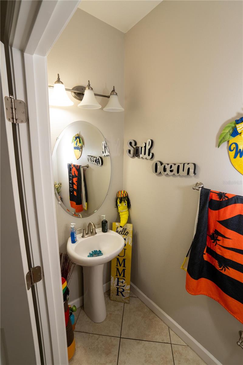 HIDDEN OAKS TWNHMS - Residential