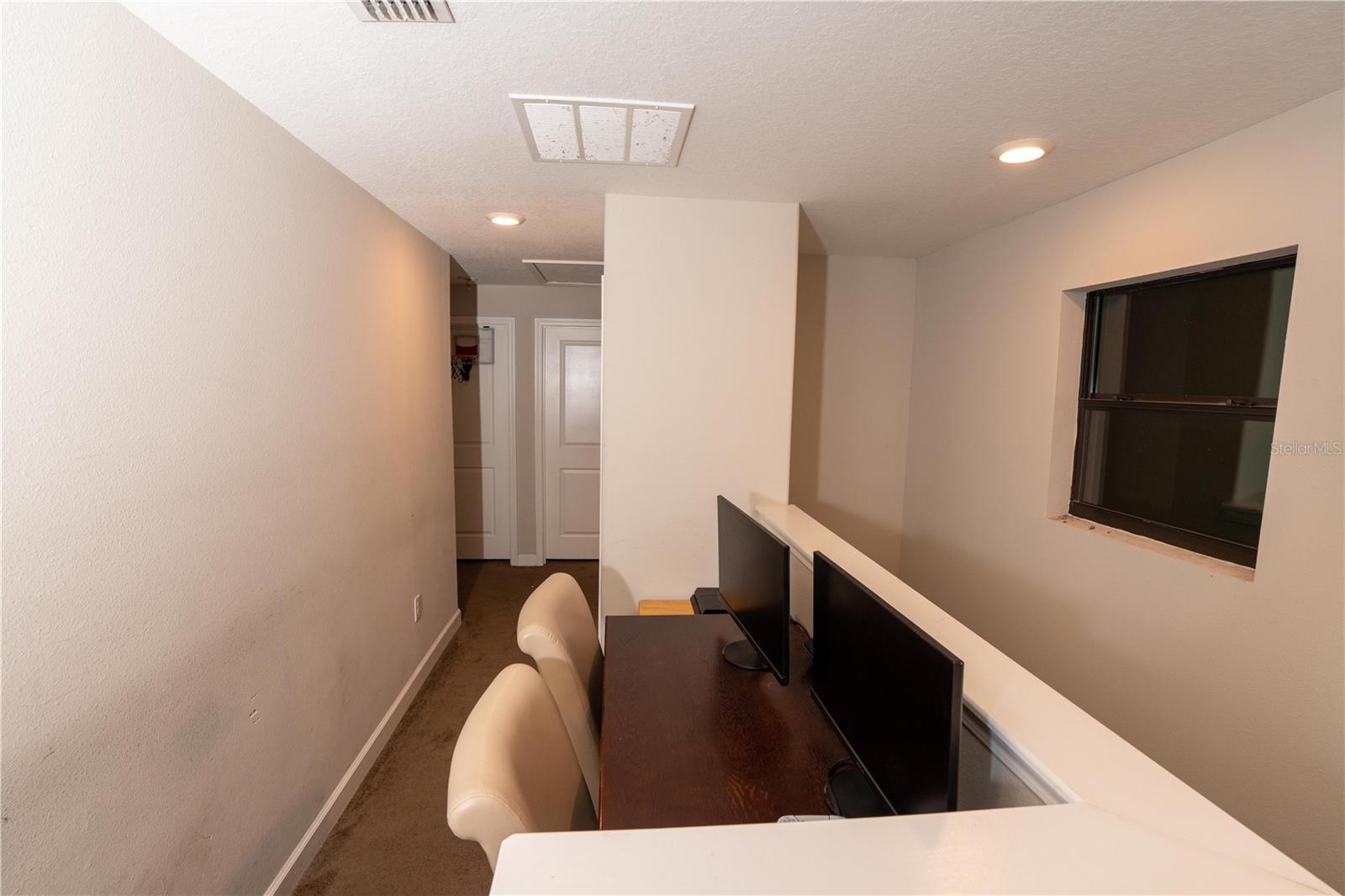 HIDDEN OAKS TWNHMS - Residential