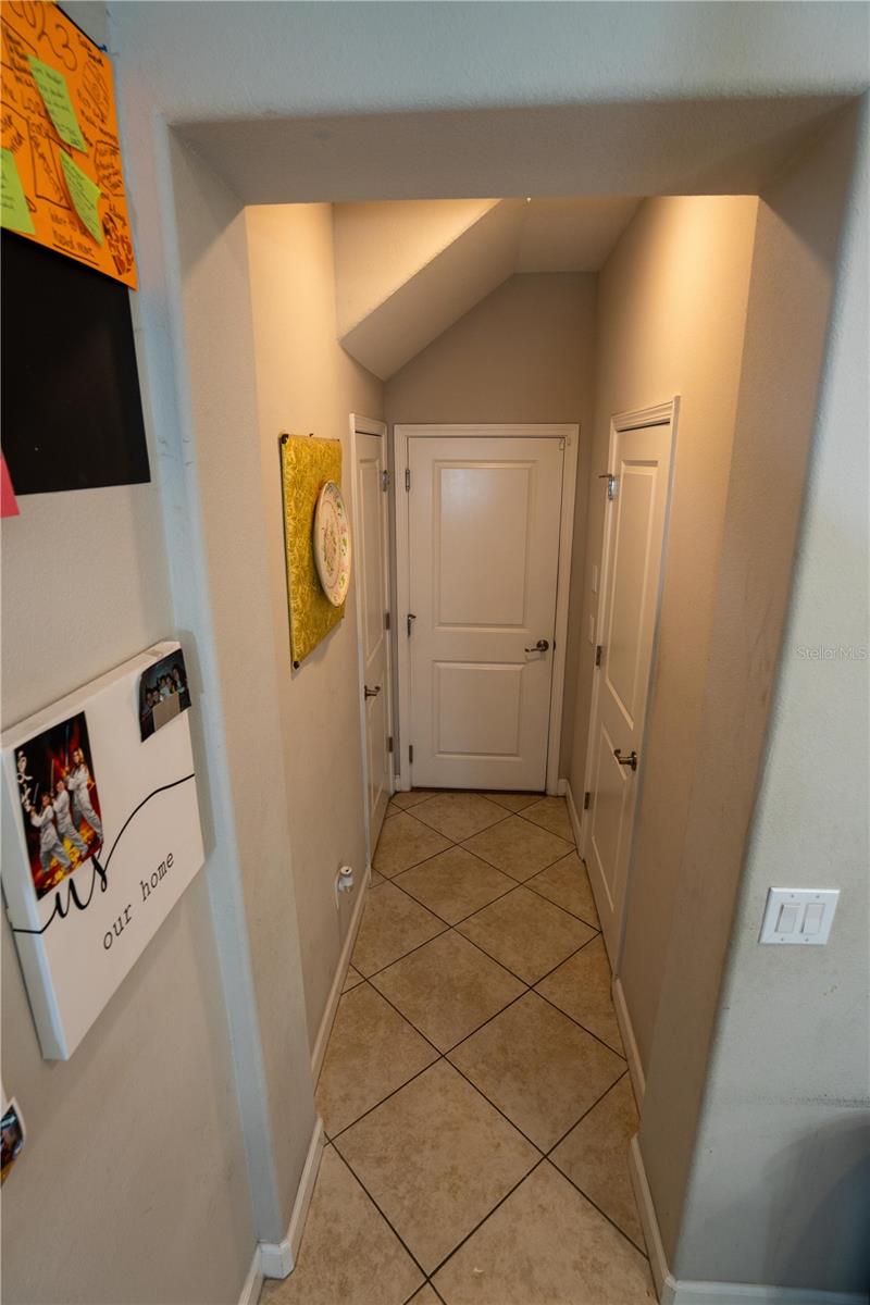 HIDDEN OAKS TWNHMS - Residential