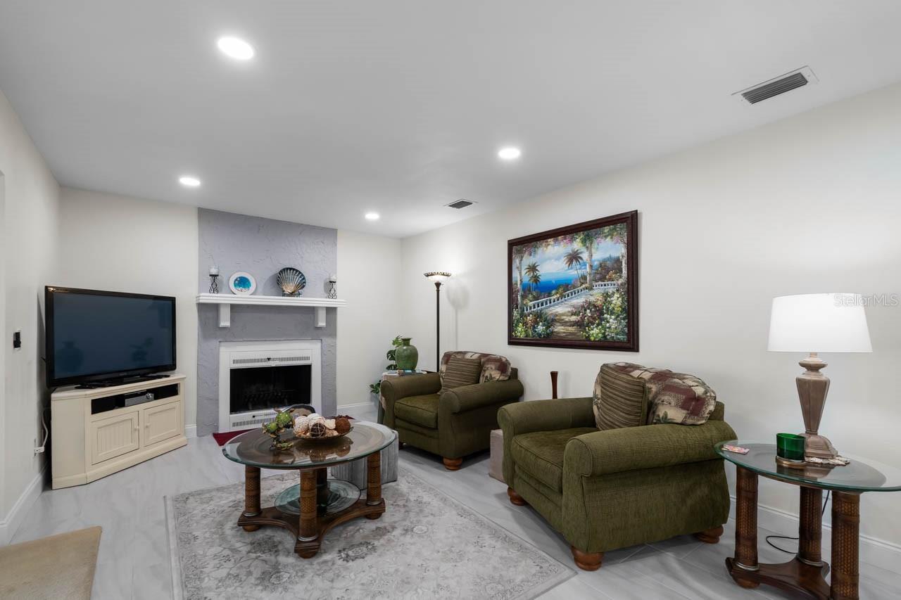 KIMS COVE - Residential