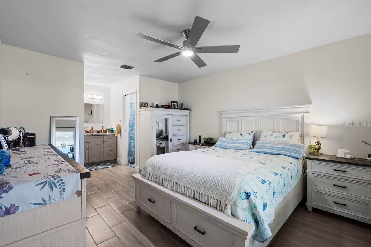 KIMS COVE - Residential