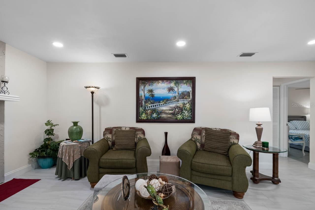 KIMS COVE - Residential