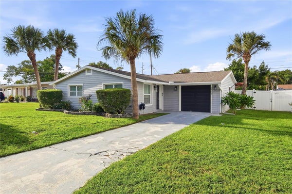 2707 W KENMORE AVE, TAMPA, FL 33614 - Image fd49cb1b3c8e9120da079a268f41cd1c/1749057758