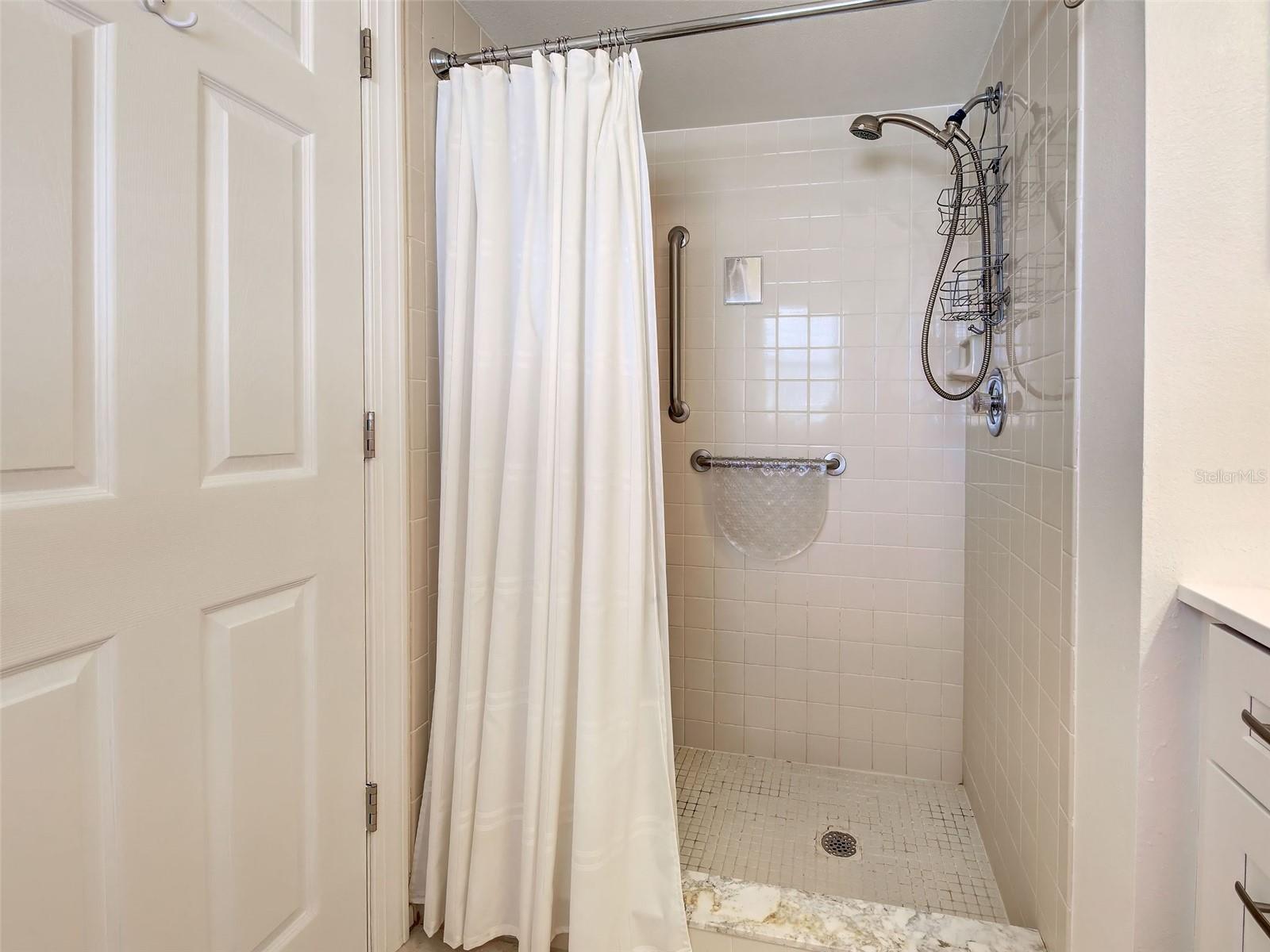 GULFWIND VILLAS PH 09 - Residential