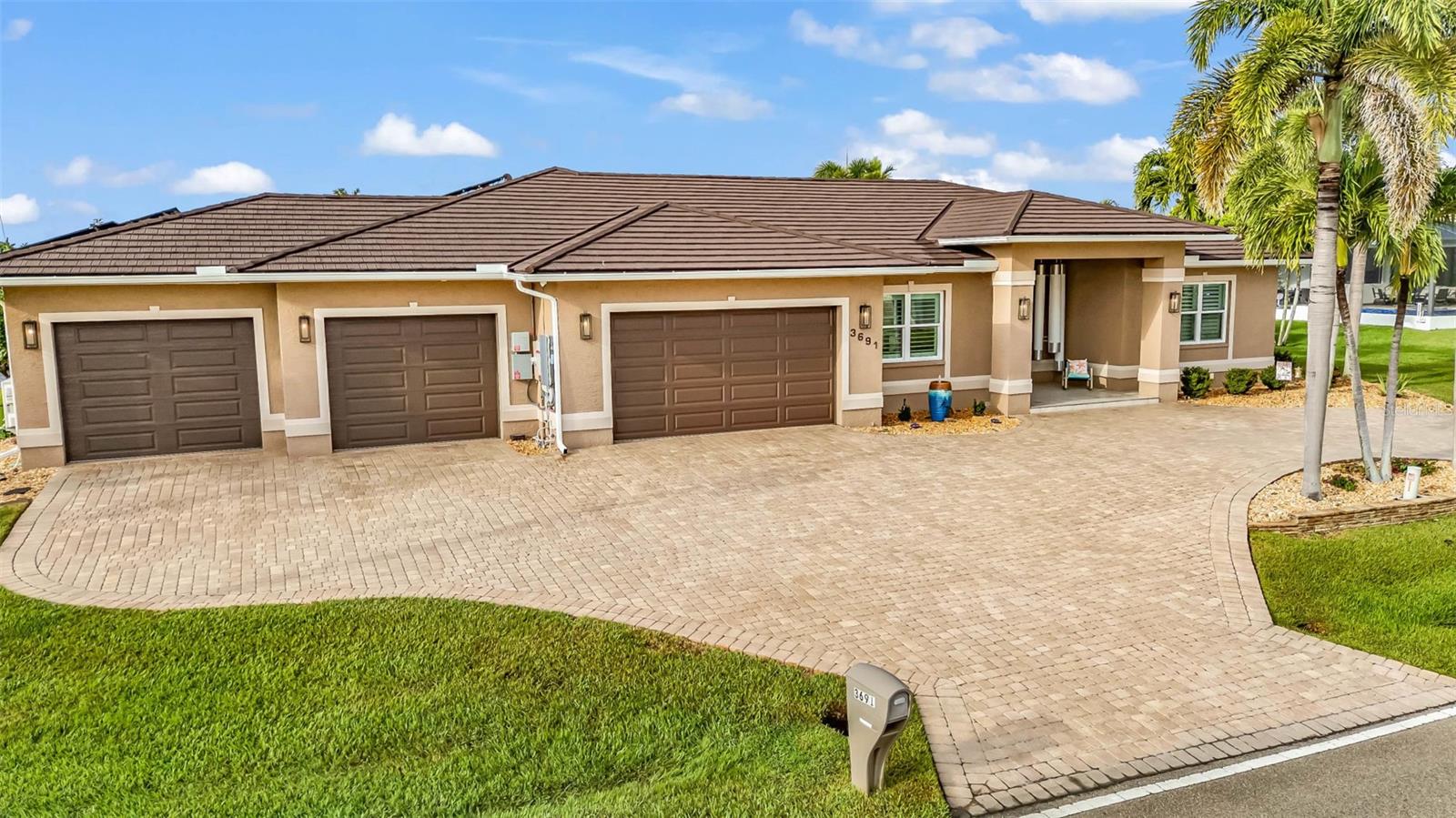 PUNTA GORDA ISLES SEC 14 - Residential