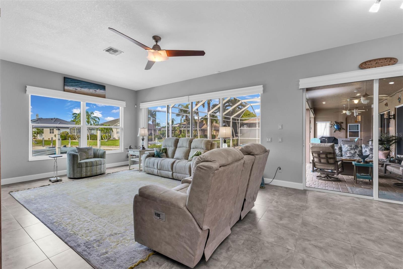 PUNTA GORDA ISLES SEC 14 - Residential