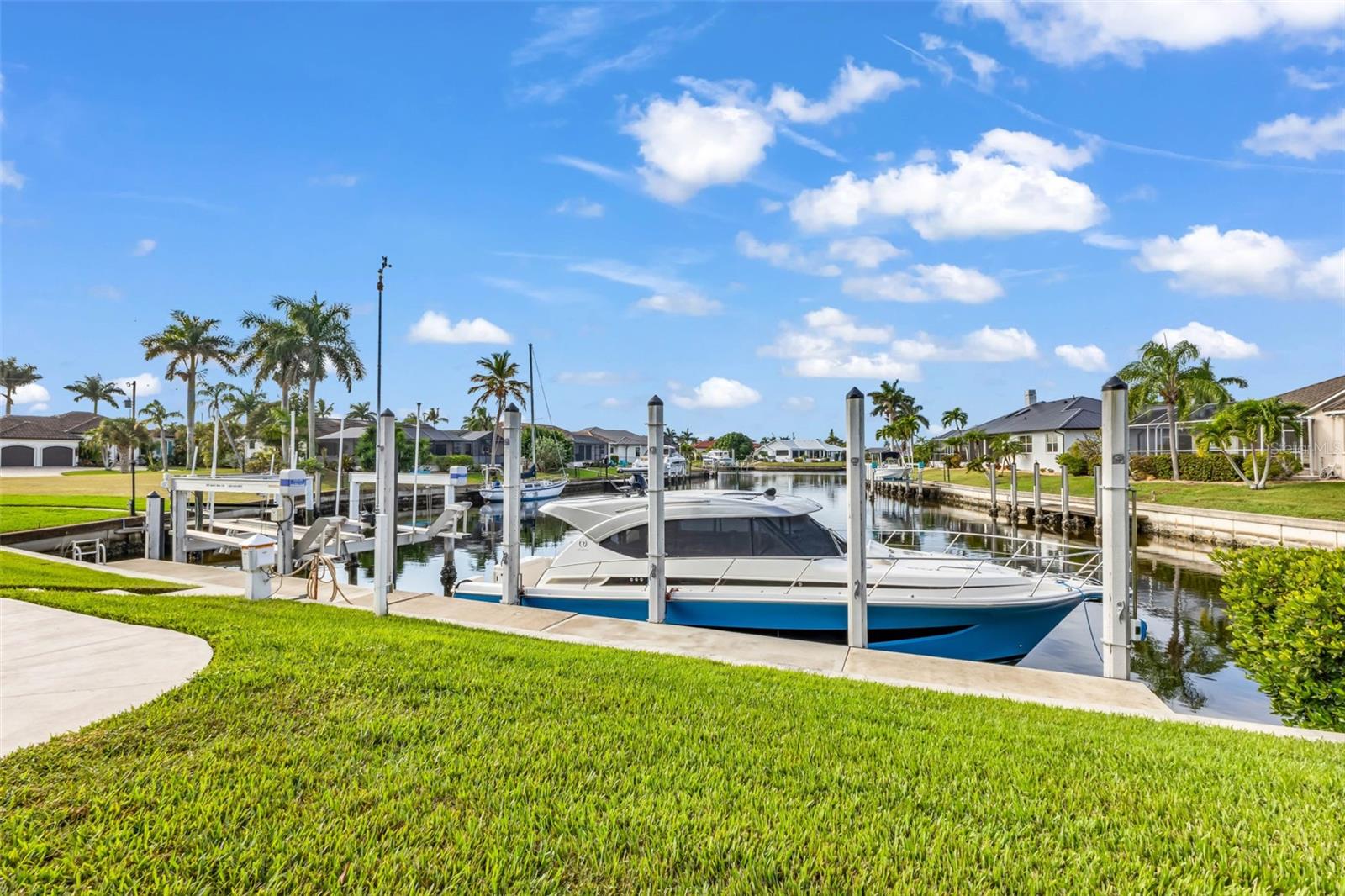 PUNTA GORDA ISLES SEC 14 - Residential