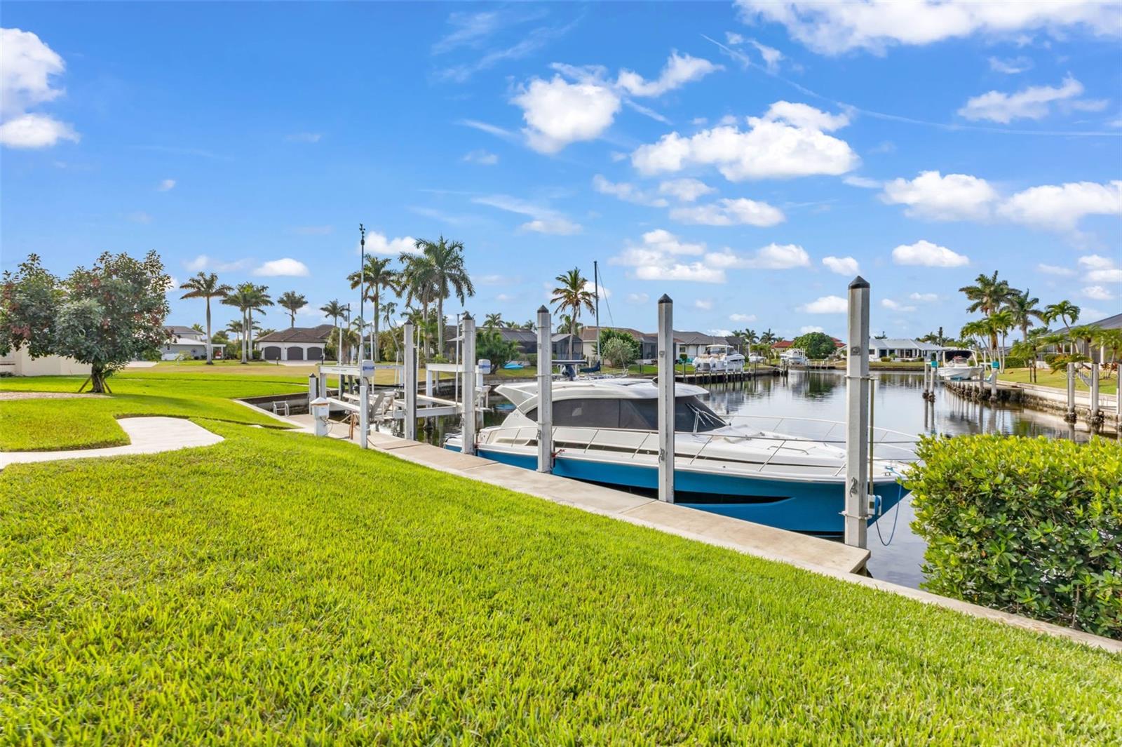 PUNTA GORDA ISLES SEC 14 - Residential
