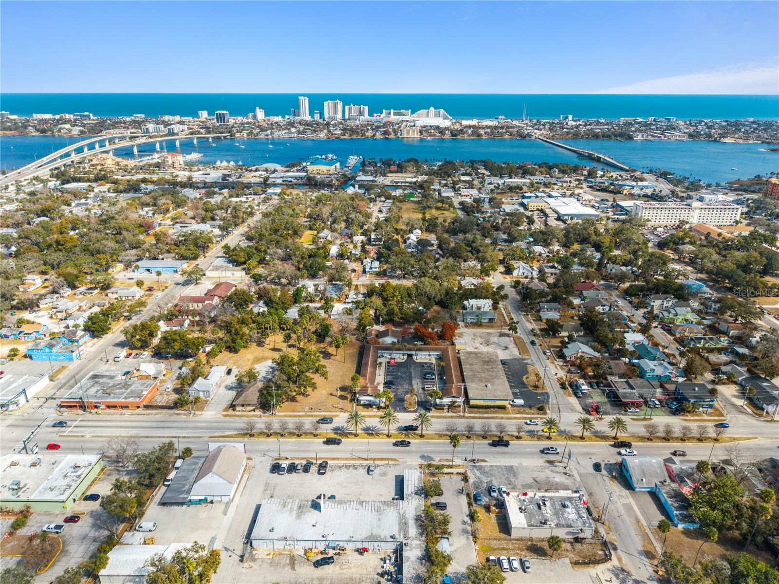 KINGSTON - Commercial Sale