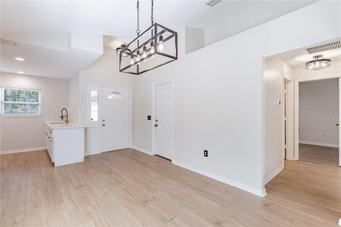 Tiny photo for 31080 Lochmore Circle, Sorrento, FL 32776 (MLS # G5112308)