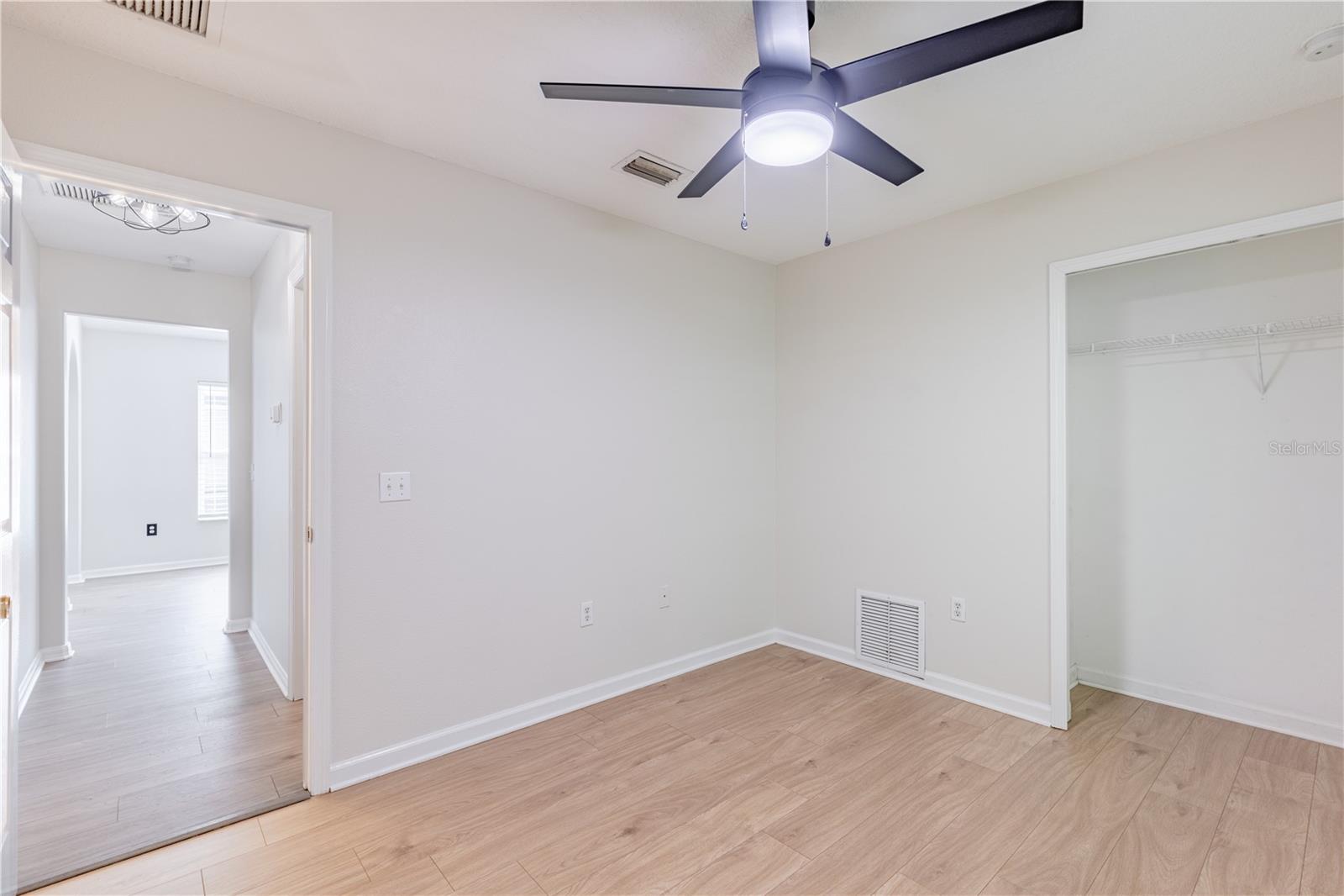 MOUNT PLYMOUTH - Residential