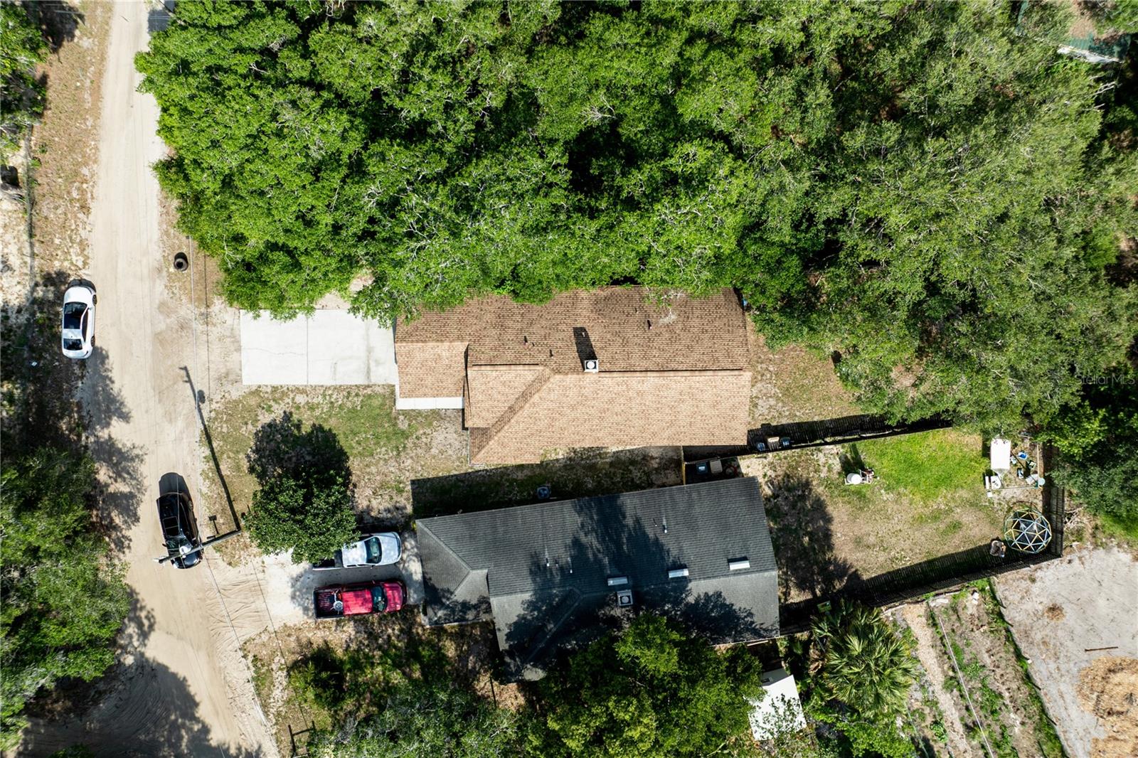 MOUNT PLYMOUTH - Residential