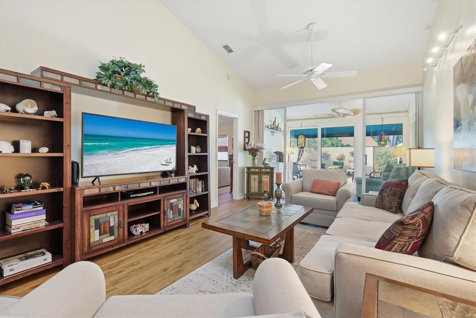 FORTY THREE WEST OAKS II - Residential