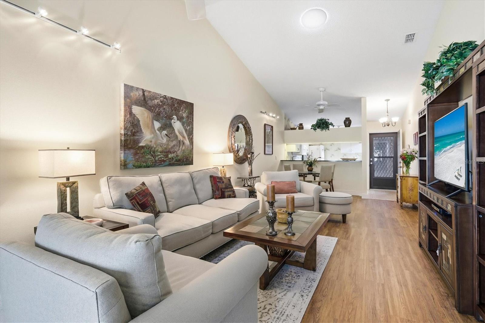 FORTY THREE WEST OAKS II - Residential