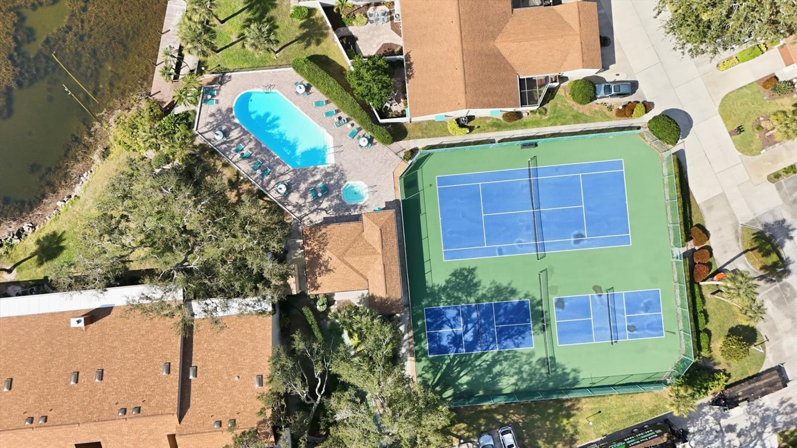 FORTY THREE WEST OAKS II - Residential