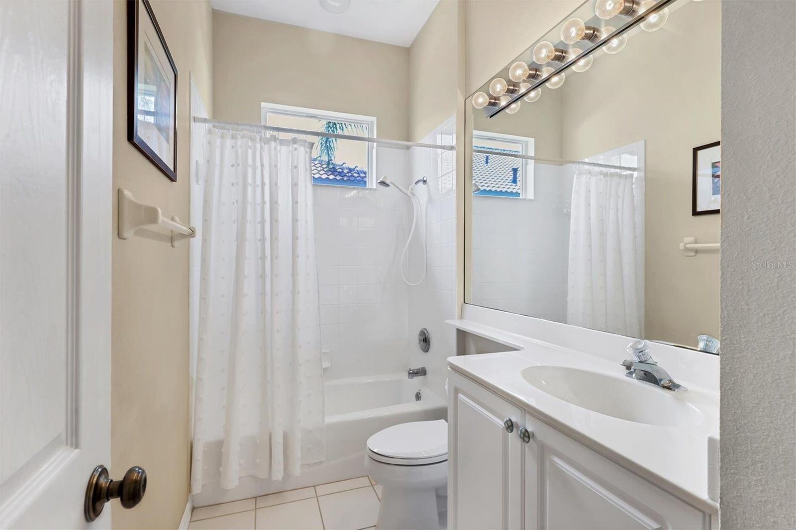 UNIVERSITY PARK COUNTRY CLUB / LENNOX GARDENS - Residential