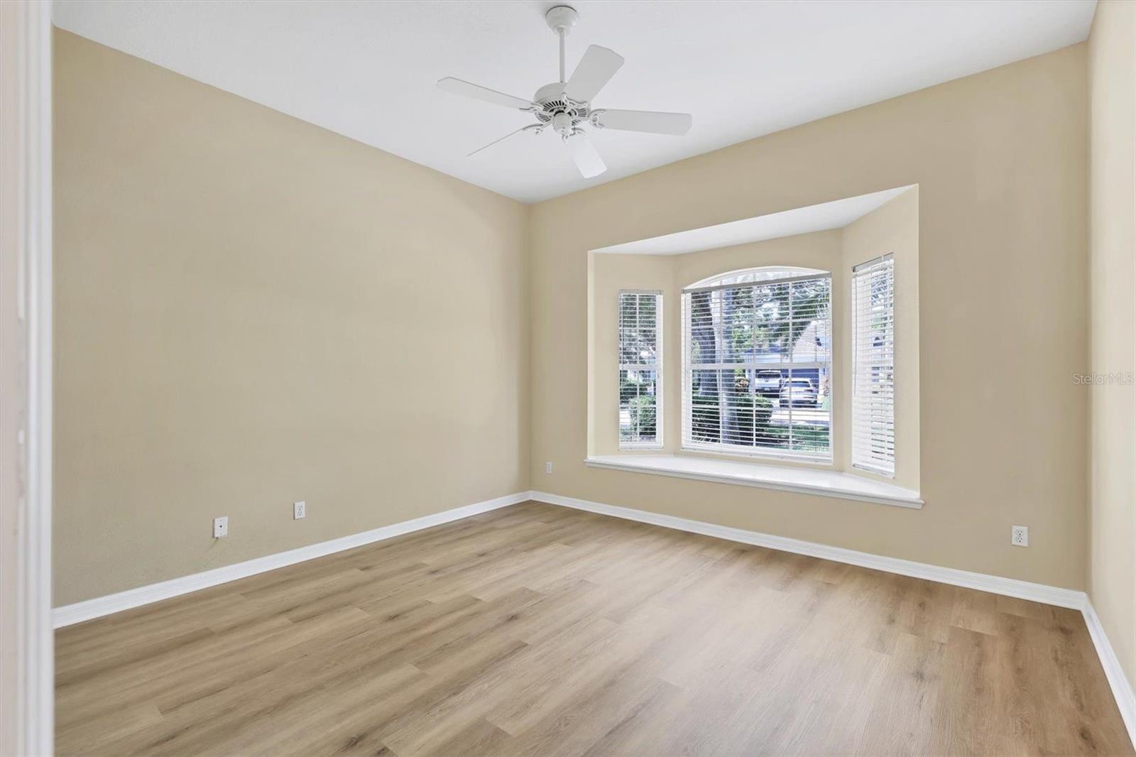 UNIVERSITY PARK COUNTRY CLUB / LENNOX GARDENS - Residential