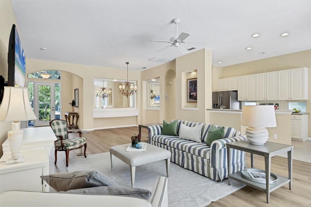 Photo of 6935 Lennox Place, University Park, FL 34201 (MLS # A4660605)