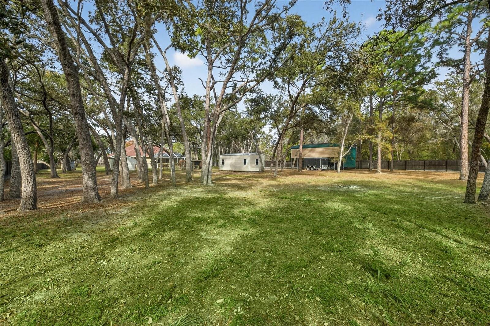 LONG LAKE ESTATES - Residential