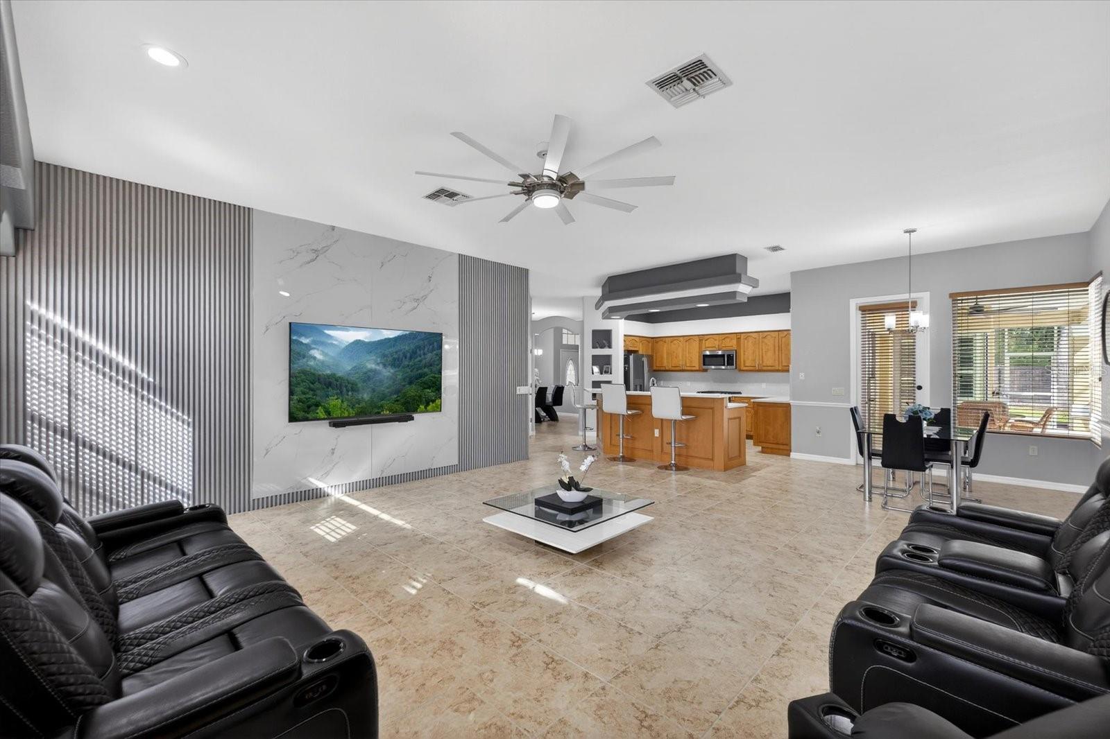 LONG LAKE ESTATES - Residential